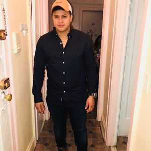 Meet your Posher, Yasser